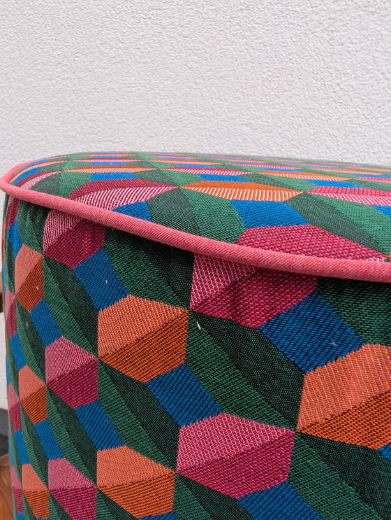 Image 1 of Puf Fucsia