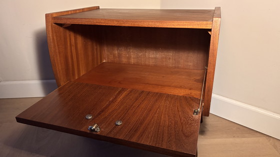 Image 1 of Comodino Louis van Teeffelen – Design olandese di metà secolo