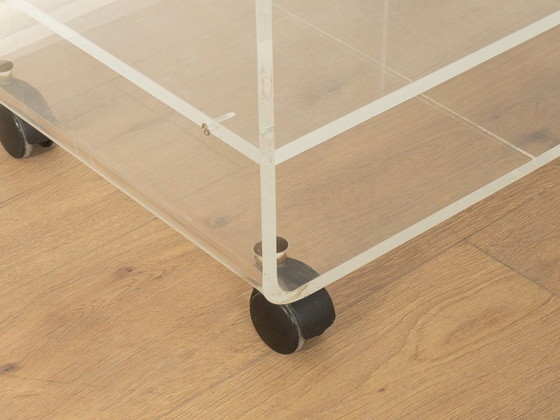 Image 1 of Tavolino laterale in acrilico anni '60, Vintage