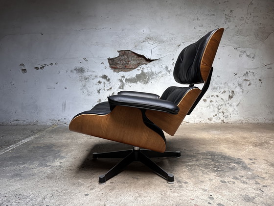 Image 1 of Herman Miller Eames lounge chair palissander 