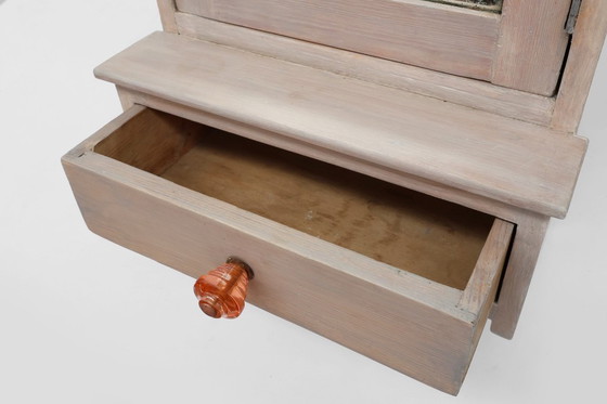 Image 1 of Gabinete de afeitado o botiquín Art Decó francés en madera con espejo, años 20