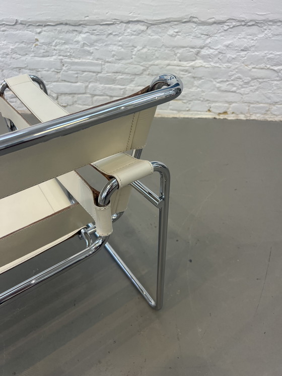 Image 1 of Gavina Wassily Stoel Marcel Breuer clubfauteuil B3