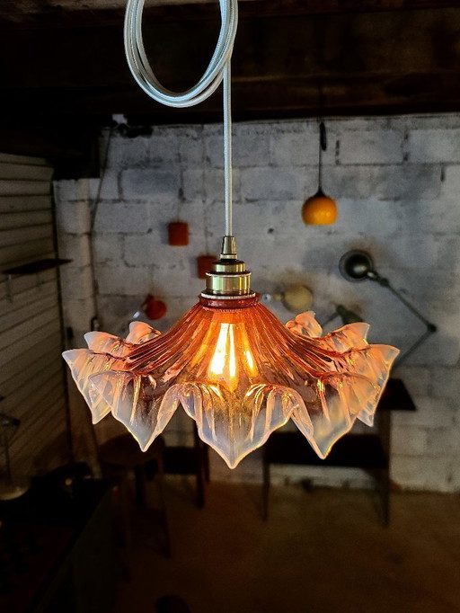 pink opaline glass suspension