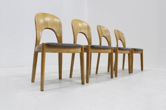 4 Vintage Danish Dining chairs by Niels Koefoed – Wood (photo 7 of 8)