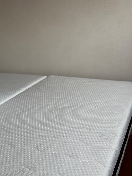 Image 1 of Nuovo e non arredato - 2 materassi di alta qualità con molle insacchettate