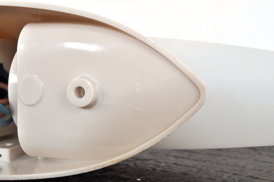 Image 1 of Vintage opaline / bakelieten wandlampen Bo-Niko
