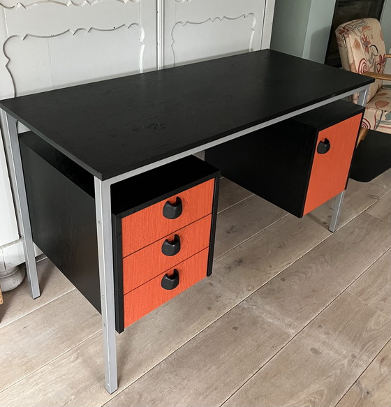 Image 1 of Escritorio con silla años 60 naranja retro