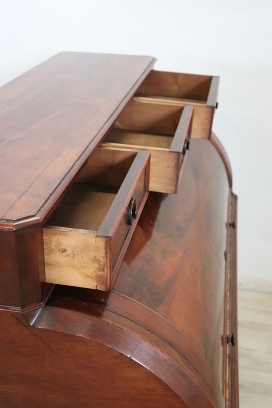 Image 1 of Antiker Rollschreibtisch in Nussbaum, Italien 19.