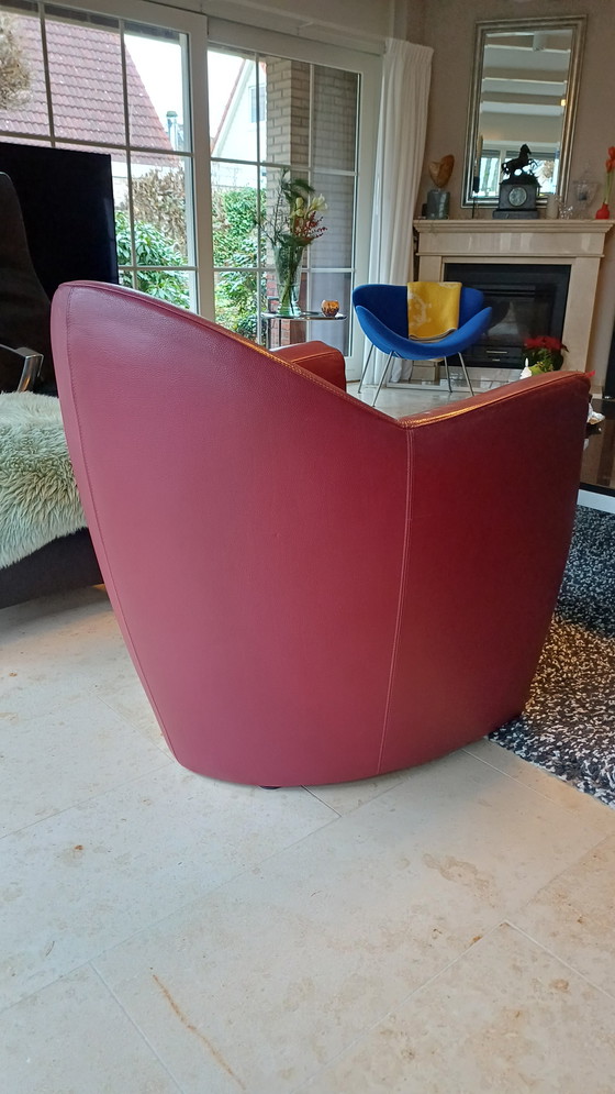 Image 1 of Fauteuil LEOLUX Carabita en cuir rouge foncé