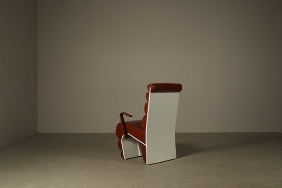 Pair of sculptural cognac leather armchairs, 1970s – Metal (photo 4 of 15)