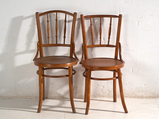Antike Stühle im Thonet-Stil aus Bugholz – Mitteleuropa, ca. 1930 – 6er-Set – Esszimmerstühle (photo 29 of 40)