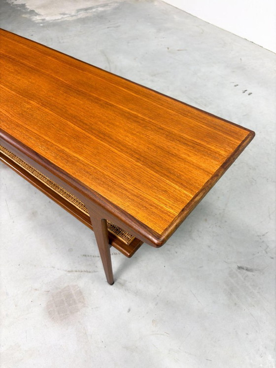 Image 1 of Mid-Century Salontafel van John Herbert voor A Younger