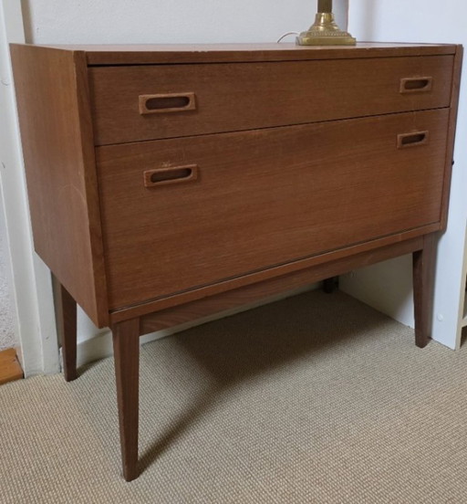 Vintage cabinet