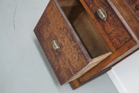 Image 1 of Mobiletto da gioielliere/orologiaio in rovere francese, inizio XX secolo