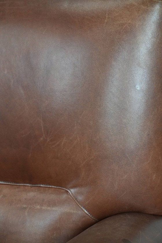 Image 1 of Bequemer Sessel aus cognacfarbenem Rindsleder im englischen Stil