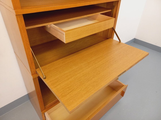 Image 1 of Vintage secretair/boekenkast van eikenhout uit de jaren 60.