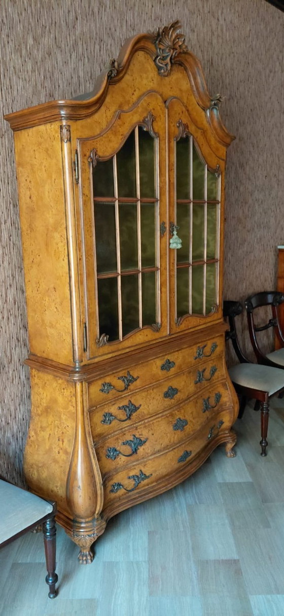 Image 1 of Prestigious vintage solid wood sideboard