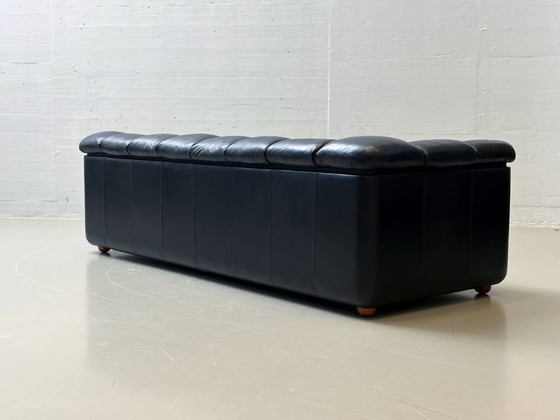Image 1 of Elegantes Sofa von Poltrona Frau aus Leder, Italien, 1970er Jahre