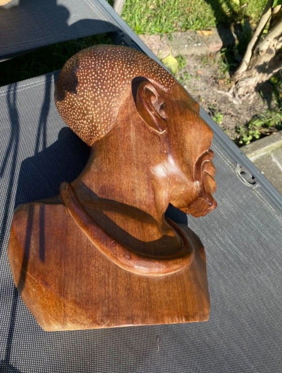 Busto in legno di wengé – Sculture (photo 9 of 11)