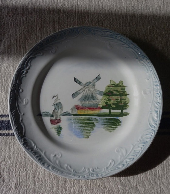 Image 1 of 12 Saint-Amand dessert plates