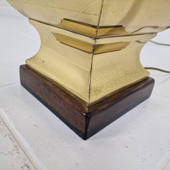 Image 1 of Paar grote Italiaanse Regency stijl tafellampen - Messing en hout met zwarte kappen