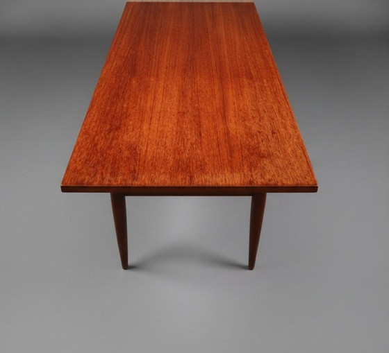 Image 1 of Arne Vodder zugeschriebener Teak-Schreibtisch mit Klappplatte aus der Mitte des 20. Jahrhunderts, dänisches Design