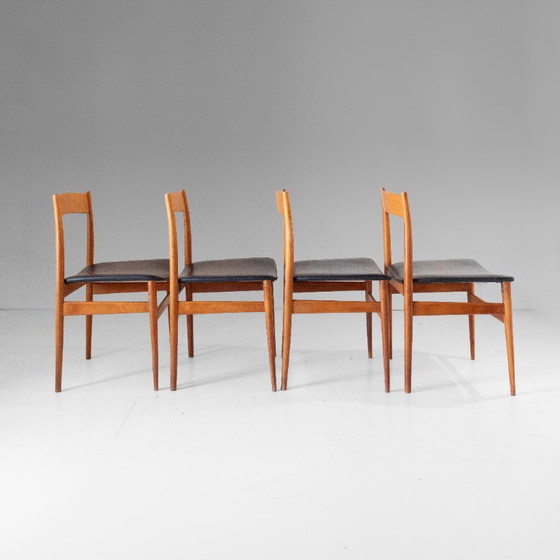 1x Chaises de salle à manger vintage italiennes en bois par Passoni Udine – Skai (photo 5 of 14)
