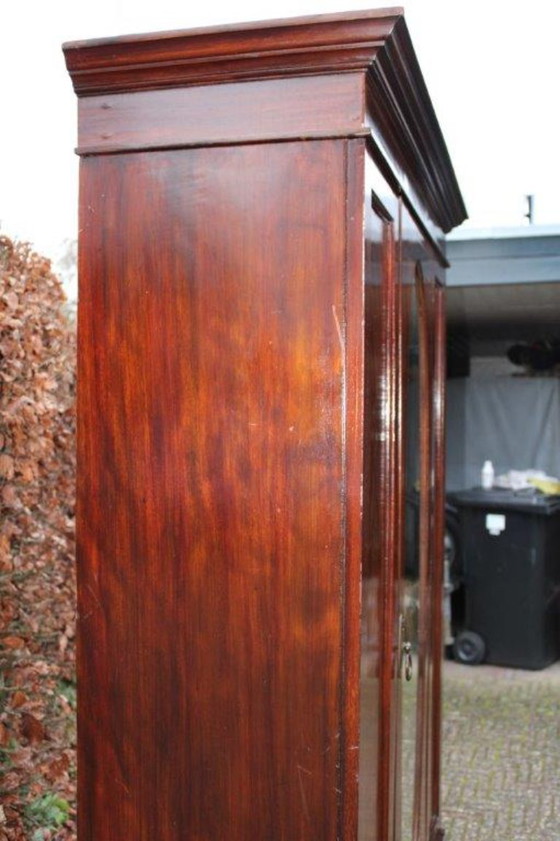 Image 1 of Armadio vintage in legno (anni 30-40) armadio per ragazze