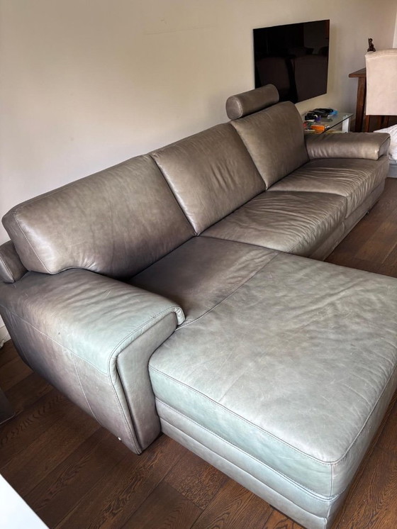 Image 1 of Natuzzi tre posti con chaise longue