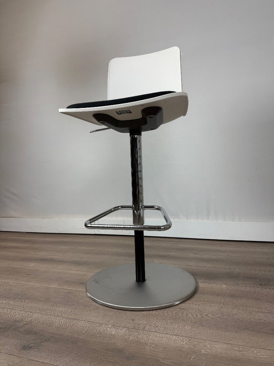 Image 1 of 4x VITRA Hal re barkruk