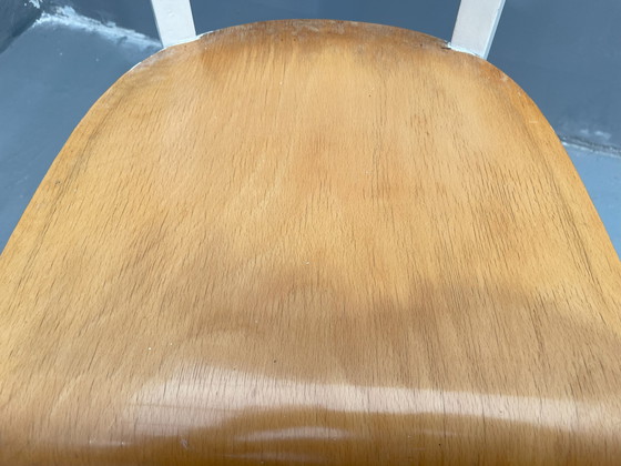 Image 1 of Chaises de cuisine rétro en bois, années 1950, Tchécoslovaquie, lot de 3