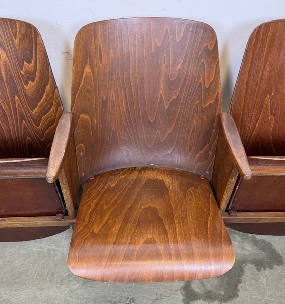 Image 1 of Vintage 3-zits bioscoopbank van Ton, jaren 60