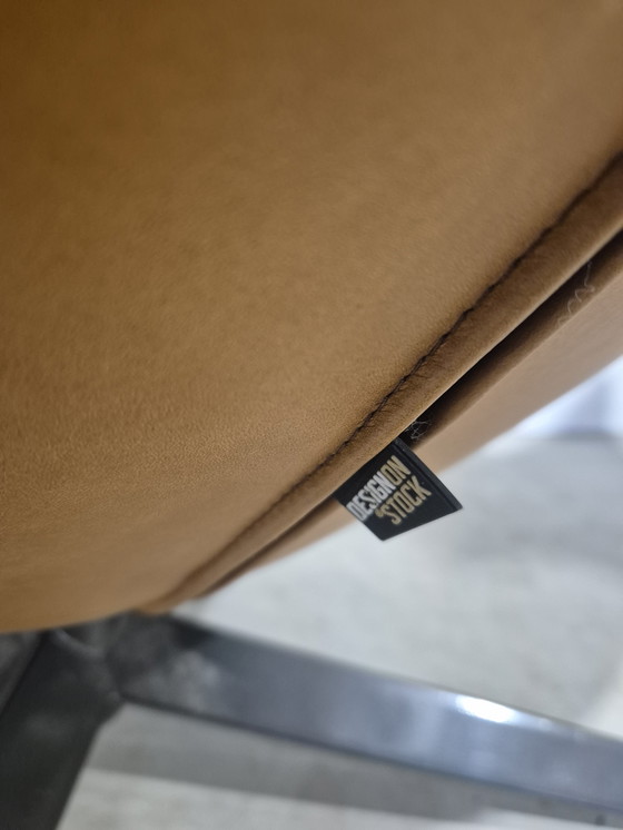 Image 1 of Design on stock nosto cognag poltrona girevole