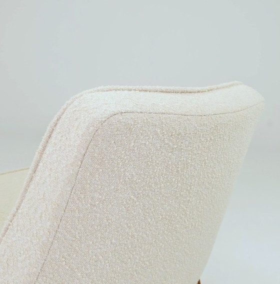 Image 1 of Vintage fauteuil beige bouclé Eikenhout ontwerp van Chierowsky 366