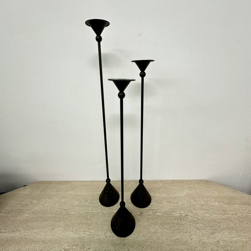 Juego de 3 candelabros de bronce estilo Memphis, años 80