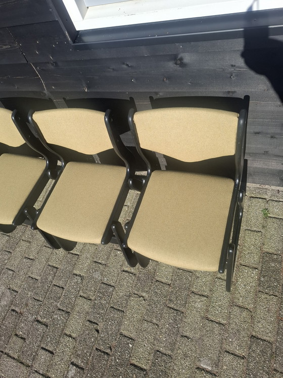 Image 1 of 4 space age eetkamerstoelen