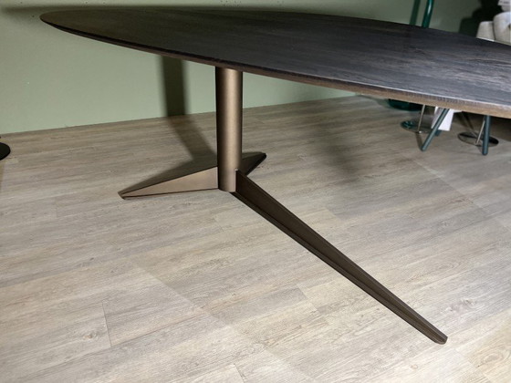 Stilo – Dopmeijer, Dining tables (photo 5 of 7)