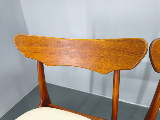 Image 1 of Set van 4 Deense teakhouten eetkamerstoelen van Schionning & Elgaard, jaren 60.