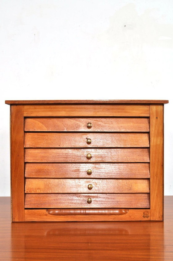 Image 1 of Vintage Beukenhouten Fourniturenkastje, Jaren 50