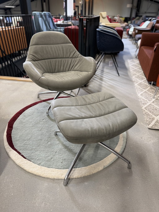 Design on Stock Nylo Armchair with Hocker Loxton Glacier leather