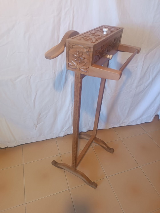 Hand-inlaid Valet Stand (Italy 1950s), Coat racks, Ceramic, Wood, Brown (photo 2 of 15)