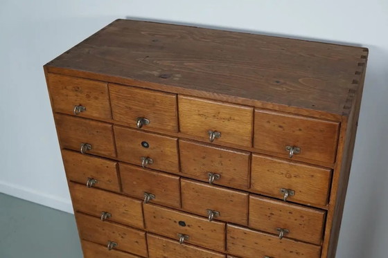 Image 1 of Vintage Duitse grenen en eiken apothekerskast, jaren 1950