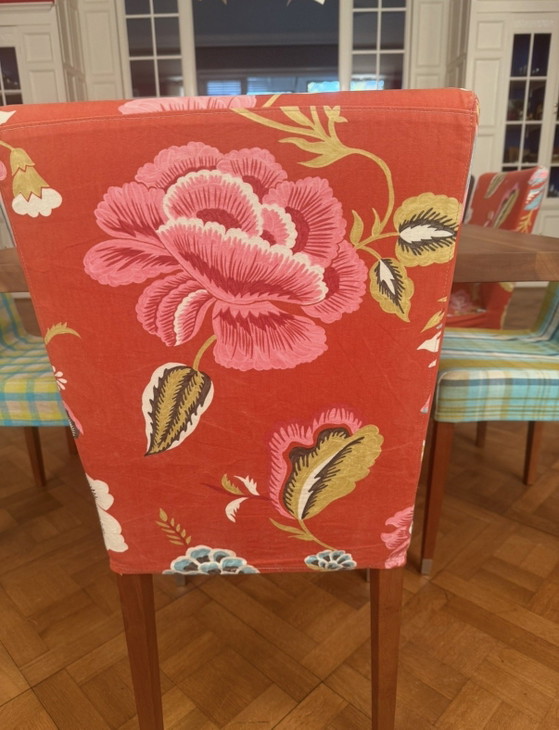 Image 1 of 10 Stühle der Designers Guild plus Tisch