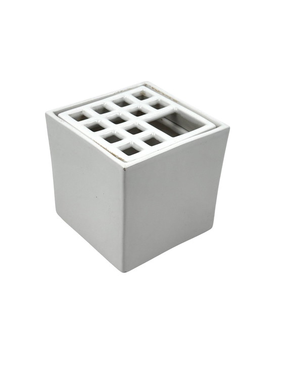 Image 1 of Estudio OPI, Jarrón/cenicero de cerámica Ikebana de estilo espacial blanco, Gabbianelli Italia, ca. 1970