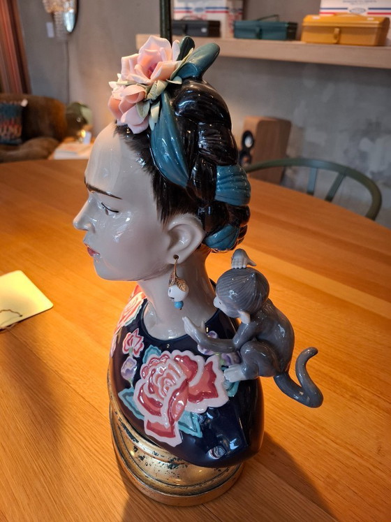 Image 1 of Frida Kahlo, limitierte Auflage von 250 Stück für Lladro