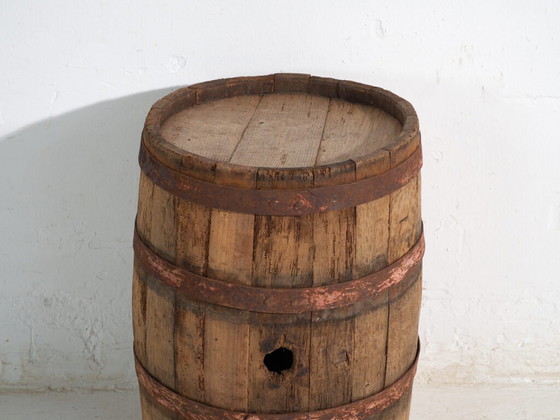 Antico barile in legno con cerchi in ferro, Ungheria, circa 1930, Oggetti decorativi, Rosso, Rustic (foto 11 di 40)
