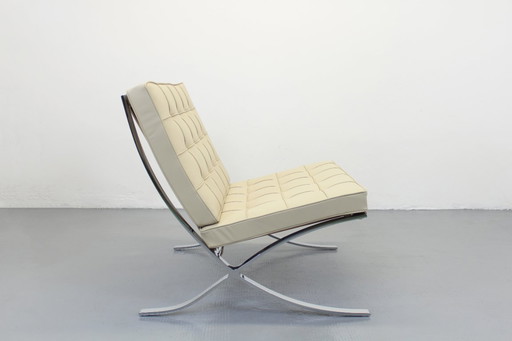 Sièges Mies Van Der Rohe Knoll en cuir ivoire Barcelona Knoll