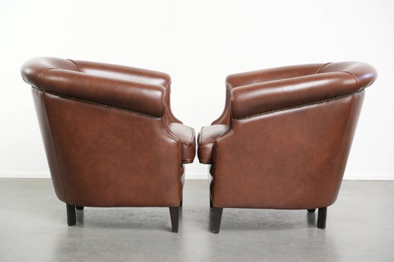 Image 1 of 2 poltrone club in stile inglese, belle e comode, in pelle di vacchetta color cognac.