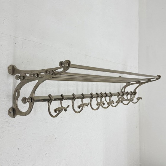 Portemanteau en métal avec étagère à chapeaux et crochets, Portemanteaux, Argenté, Art Nouveau (photo 9 sur 15)