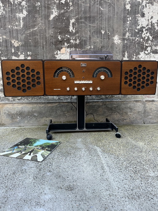 Brionvega rr126 1970 Castiglioni bluetooth design